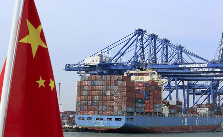  الواردات والصادرات الصينية تسجل ارتفاعا