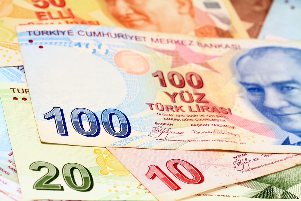  انخفاض الليرة يعرض الاقتصاد التركي لتحديات عديدة