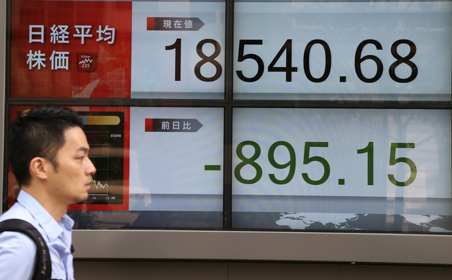  انخفاض الأسواق الآسيوية مع تصاعد العنف في هونغ كونغ والتوترات التجارية لا تزال قائمة