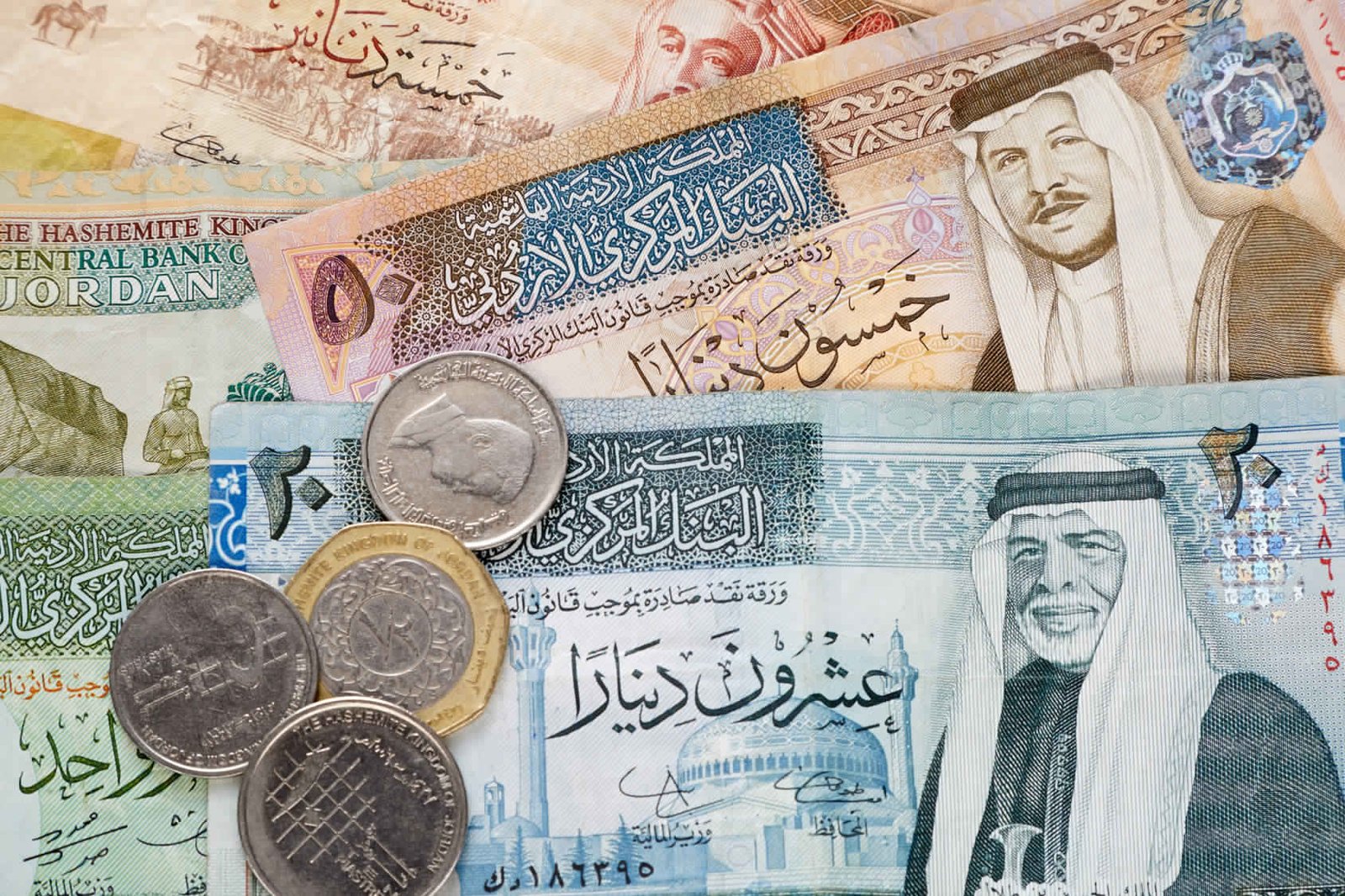 احتياطي الأردن من النقد الأجنبي ينخفض بنسبة 10.7% مع نهاية مايو