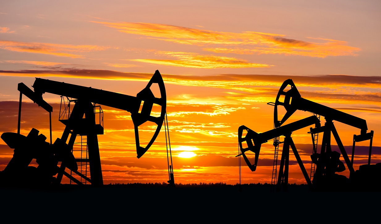  أسعار النفط تتراجع مع تزايد المخاوف من إرتفاع إمدادات الخام الأمريكية