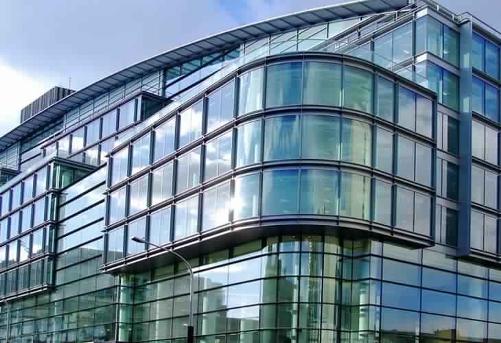 زجاج السعودية تسجل انخفاضا في أرباحها بنحو 25% خلال الربع الأول