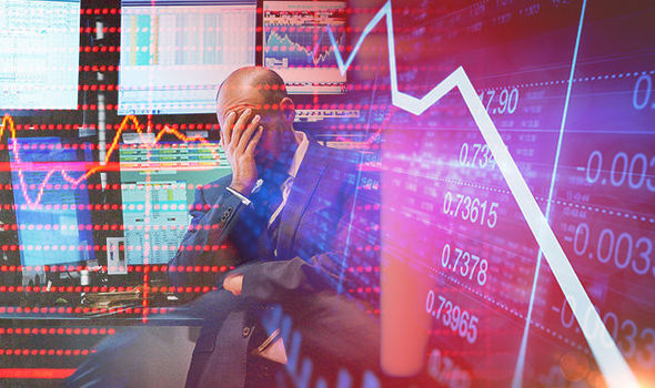  الأسهم العالمية تعاني من أسوأ شهر منذ بداية العام مع عزوف المستثمرين عن المخاطرة