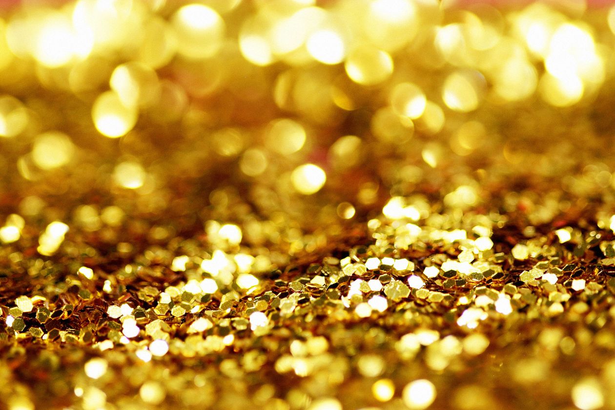  أكبر 10 احتياطيات للذهب تفقد 47 مليار دولار بعد هبوط المعدن الأصفر نحو 1465 دولار
