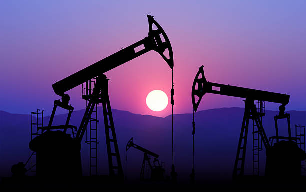   أسعار النفط تسجل انخفاضا خلال اليوم بالتزامن مع قرارات رفع الفائدة الأمريكية