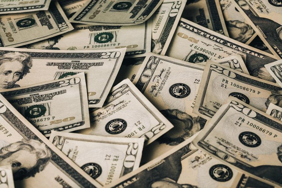 العملات العالمية وتحليلاتها حسب تداولات اليوم الخميس 9 فبراير