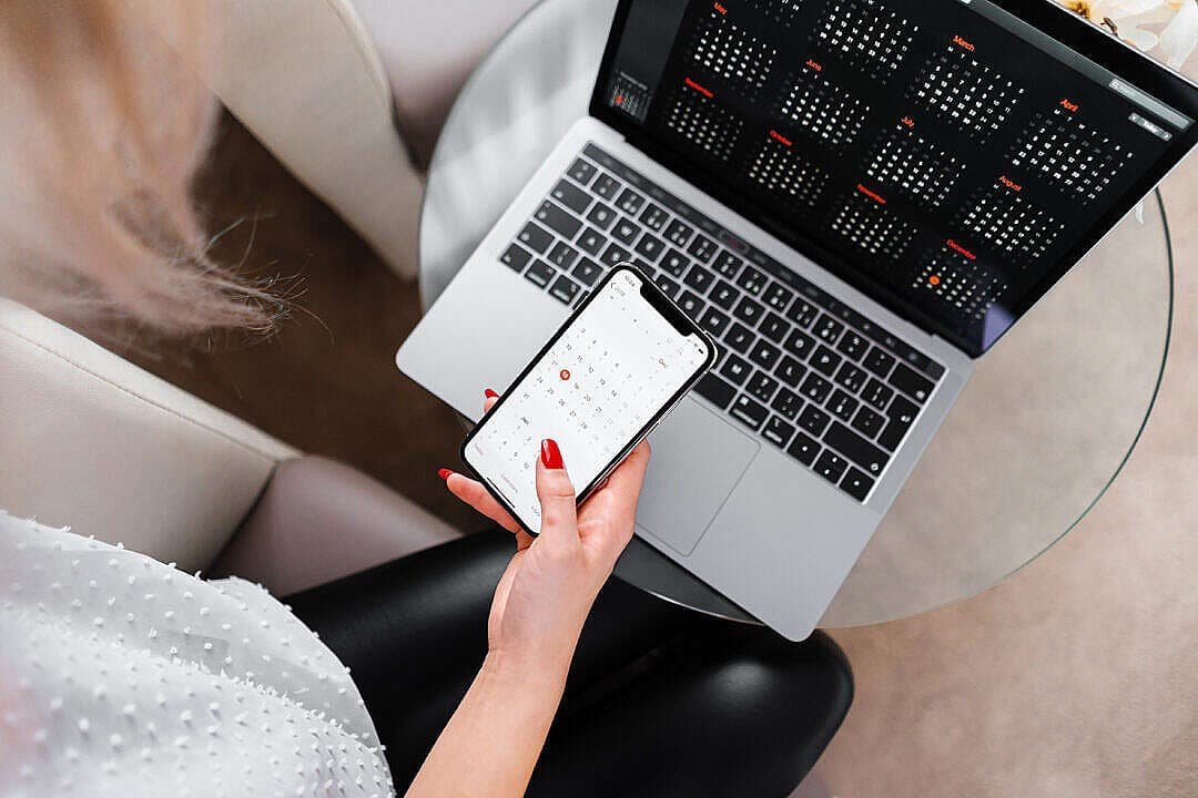 تحركات سوق السلع والعملات خلال التداولات الصباحية ليوم الأربعاء 26 يوليو