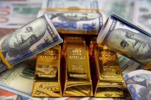 انخفاض سعر الذهب بشكل سلبي وعدم السيطره عليه