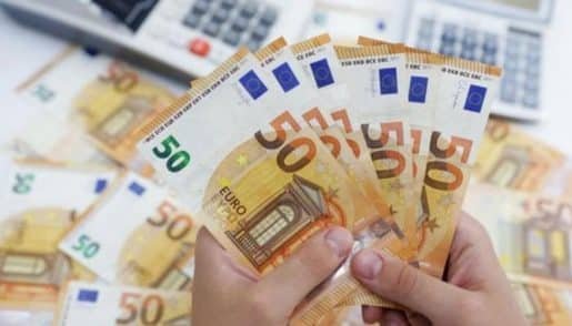 اليورو يقفز لأعلى المستويات بسبب الثقة فى العملة الأمريكية