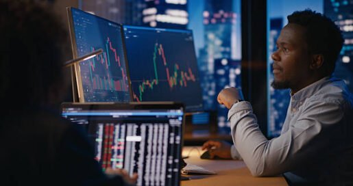 رهان الذكاء الاصطناعي يرفع إنفاق عمالقة التكنولوجيا… وألفابت في قلب المعادلة