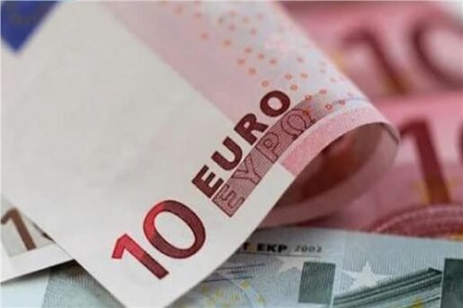 تعافي اليورو بدعم تراجع الدولار وآمال التهدئة الجيوسياسية