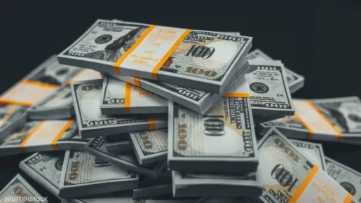 الدولار يتراجع لأدنى مستوى في 4 أسابيع بعد الهدنة