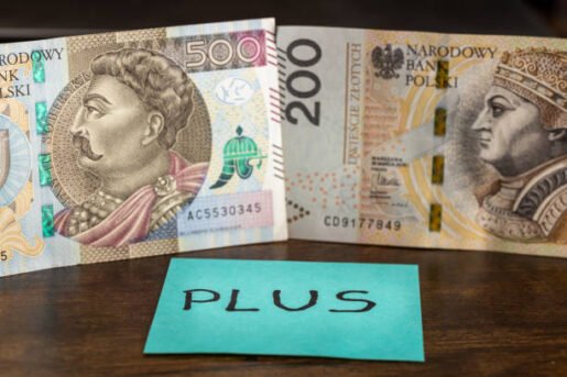 بلس500 تسجل أقوى ربع مالي منذ 5 سنوات بدعم التوسع الأمريكي ونمو العملاء