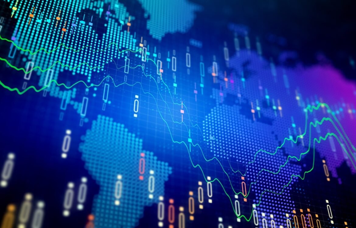 الأسواق العالمية تترقب.. النفط يقفز فوق 104 دولار والذهب يتراجع