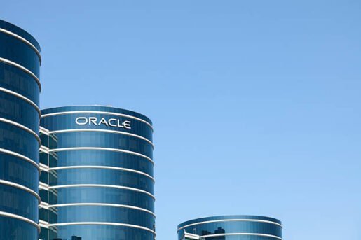سهم أوراكل يقفز 12% مع عودة زخم الذكاء الاصطناعي.. والأنظار على نتائج الخميس