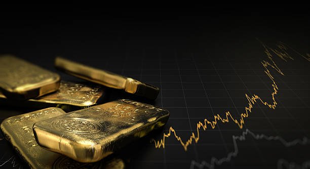 أسعار الذهب تتراجع لأدنى مستوى في 3 أسابيع مع صعود النفط وزيادة رهانات رفع الفائدة